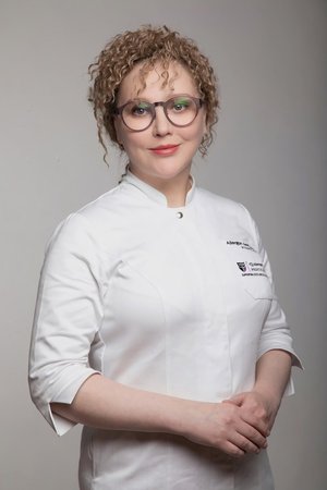 Анна Фуникова